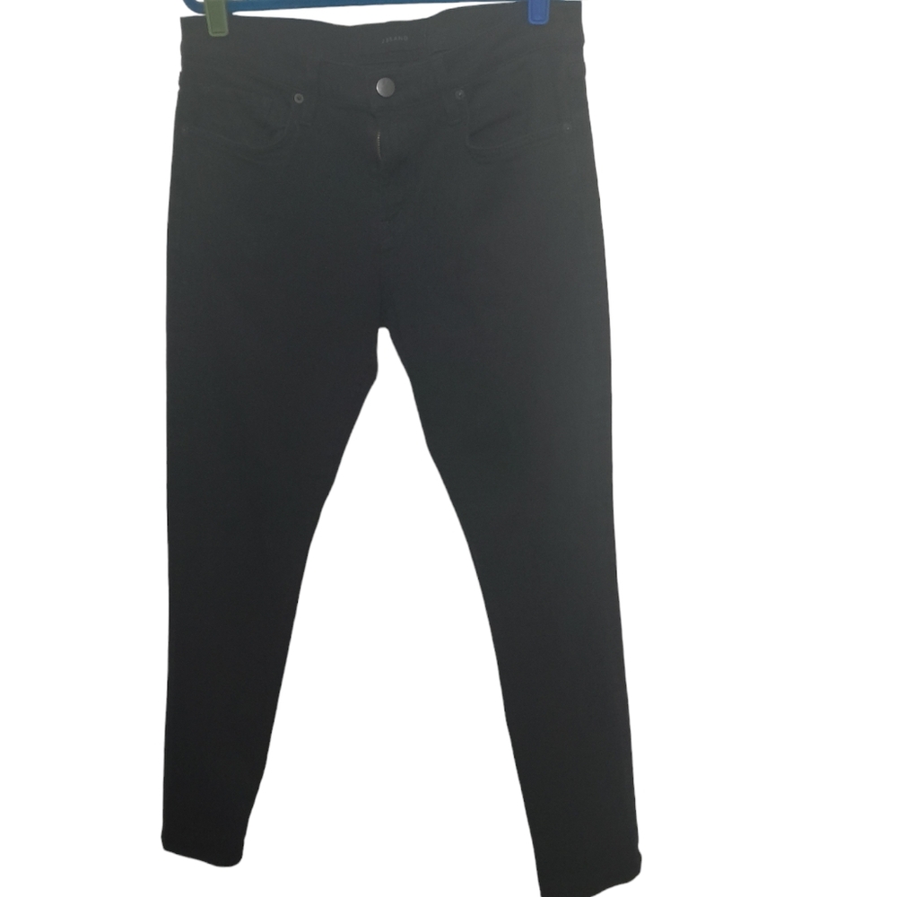 Men Classic Straight Leg Jeans